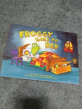 Froggy Goes To Bed Children's Book